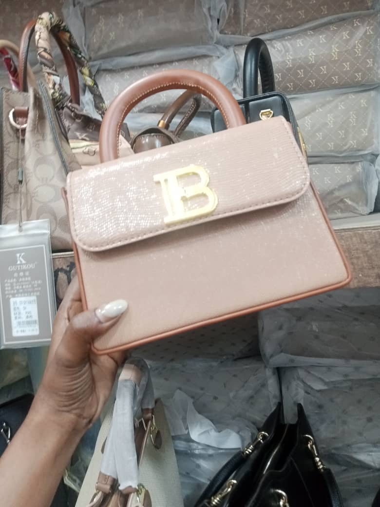 Sac à Main Rose B Logo